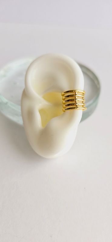 Ear cuff lineas