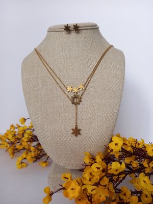 Set Doble de Cadena con Detalle de Flores