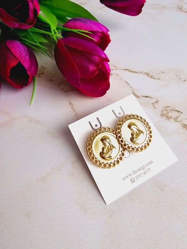 Aretes Medalla Milagrosa con la Virgen y Jesús