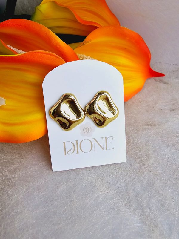 Aretes de cuadro asimétrico