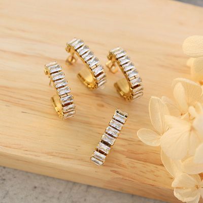 Arete con Cristal en Cuadros