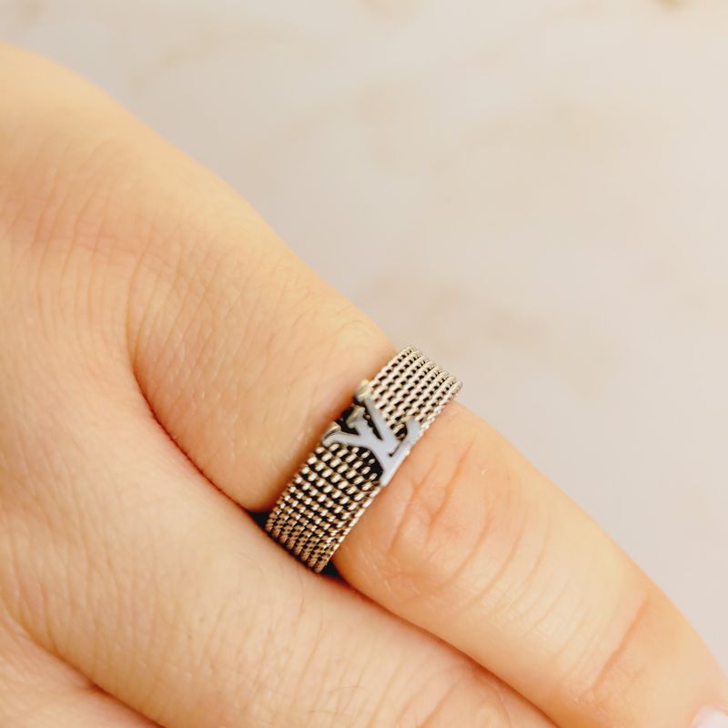 Anillo LV - Acero Inoxidable