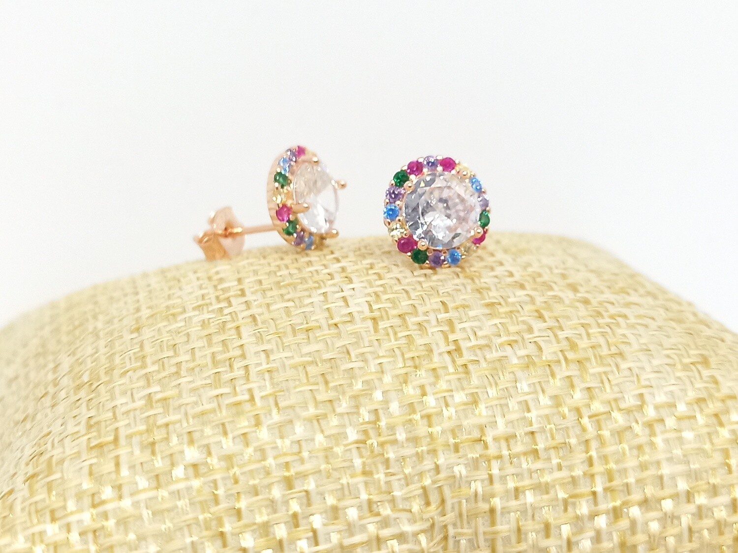 Aretes rosegold con piedras de colores