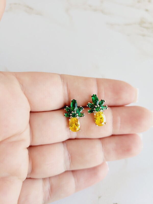 Aretes de piñas