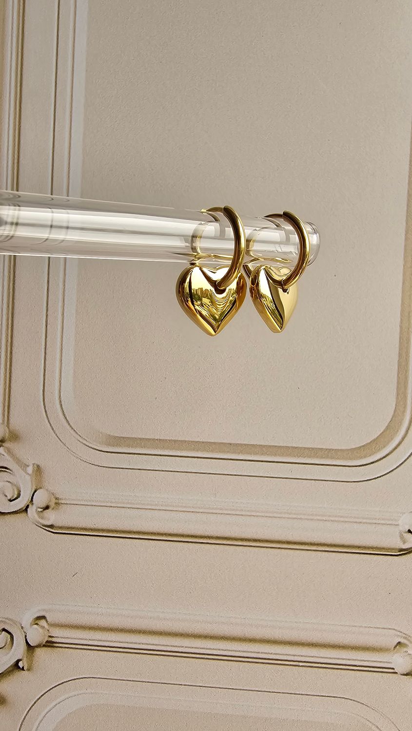 Argollas Doradas con Corazón