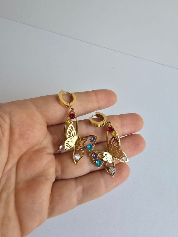 Aretes Mariposa Colgante y Cristales de Colores