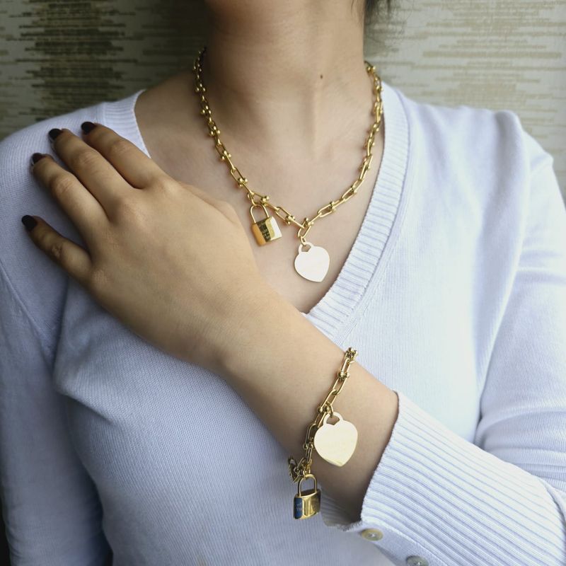 Set Gargantilla y Pulsera Candado y Corazón