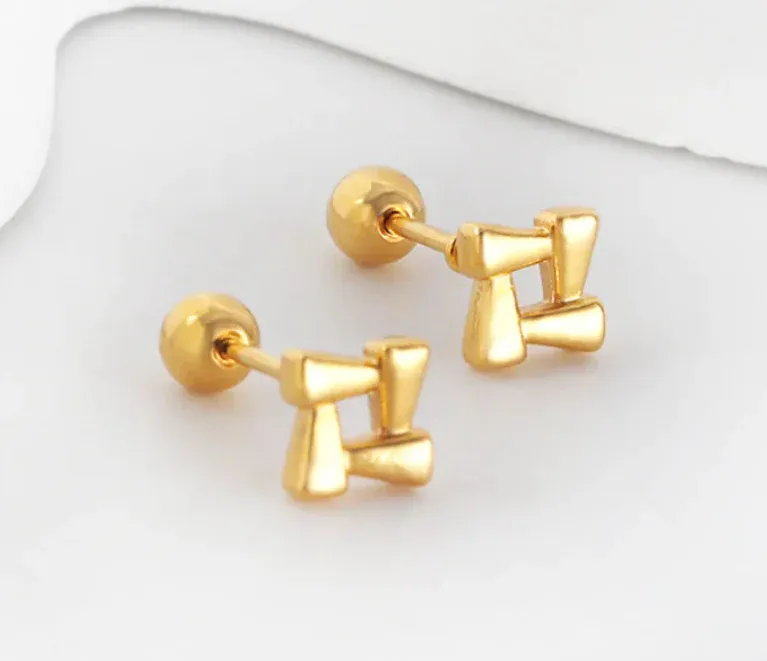 Aretes Eros