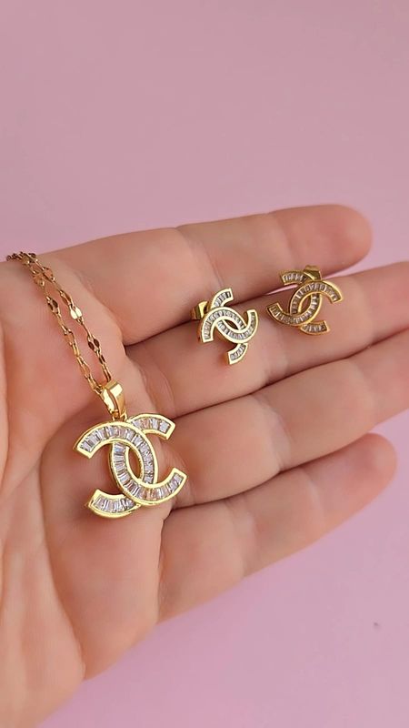 Set Chantel