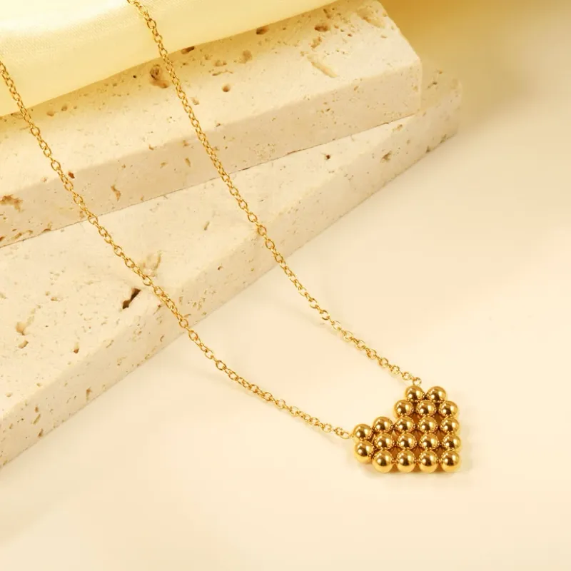 Gargantilla Corazon bolitas
