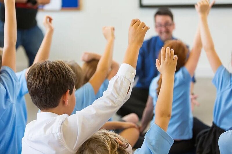 REGULARIZACIÓN DE APRENDIZAJES EN ESTUDIANTES EN CEA