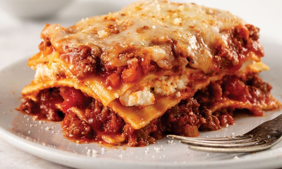 Meat Lasagna ( half tray 8-10 people)