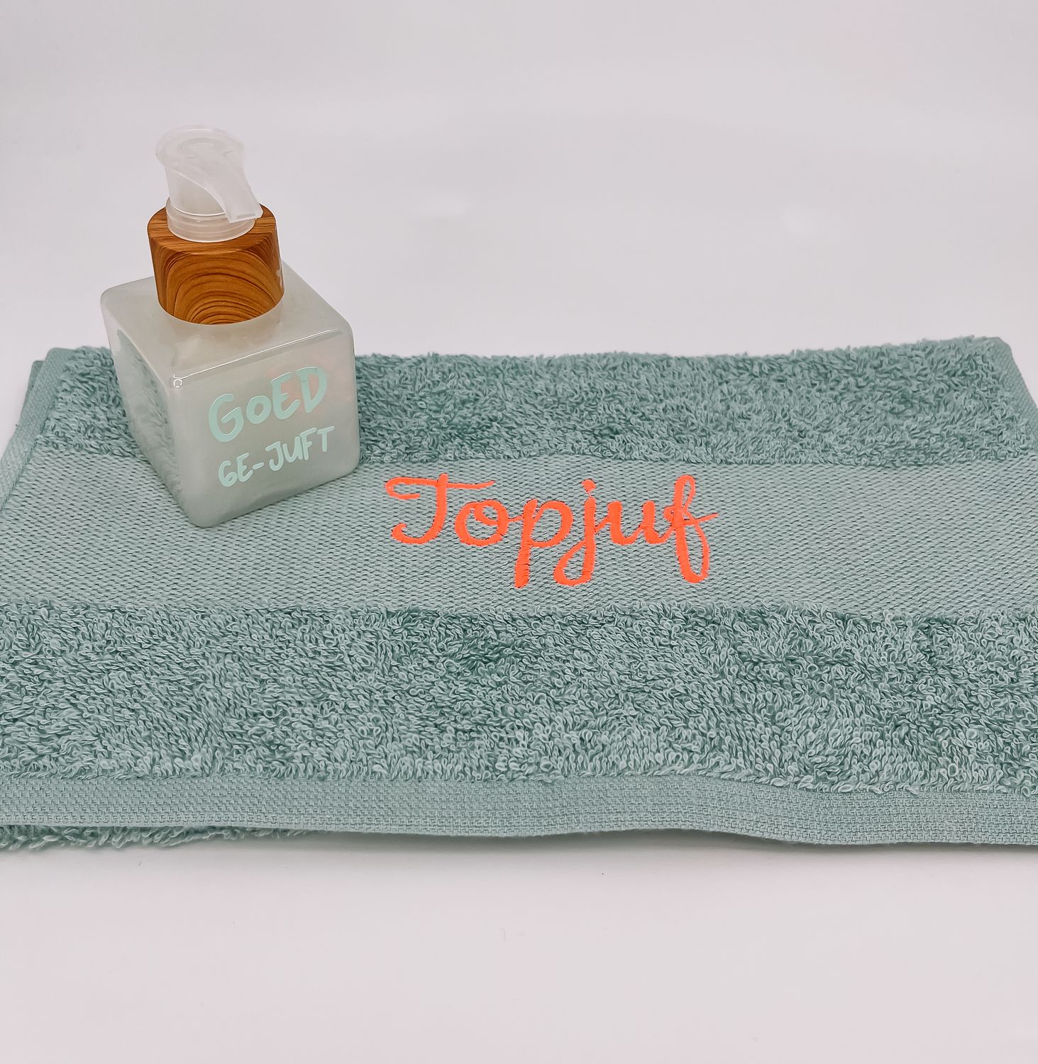 Gastendoek + handzeeppompje