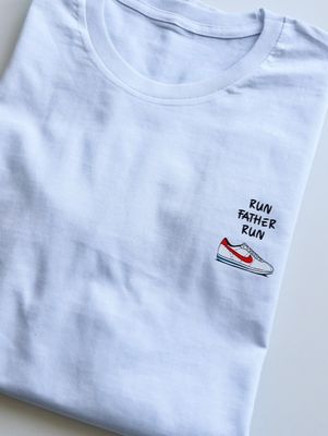 Run Father Run – Retro Shoe Edition | Sportshirt