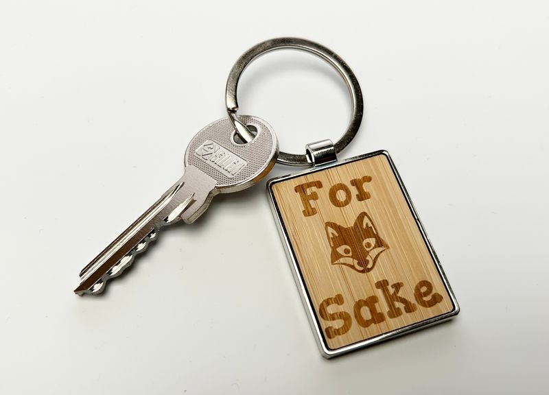 Metalen sleutelhanger, bamboe inleg - For fox sake