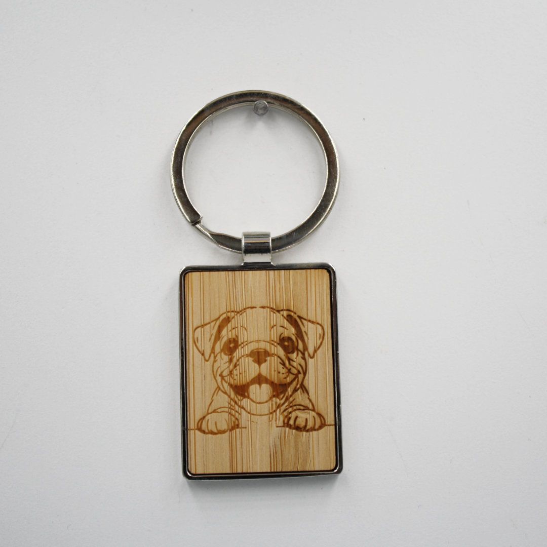 Metalen sleutelhanger, bamboe inleg - Bulldog Metalen sleutelhanger, bamboe inleg - Bulldog