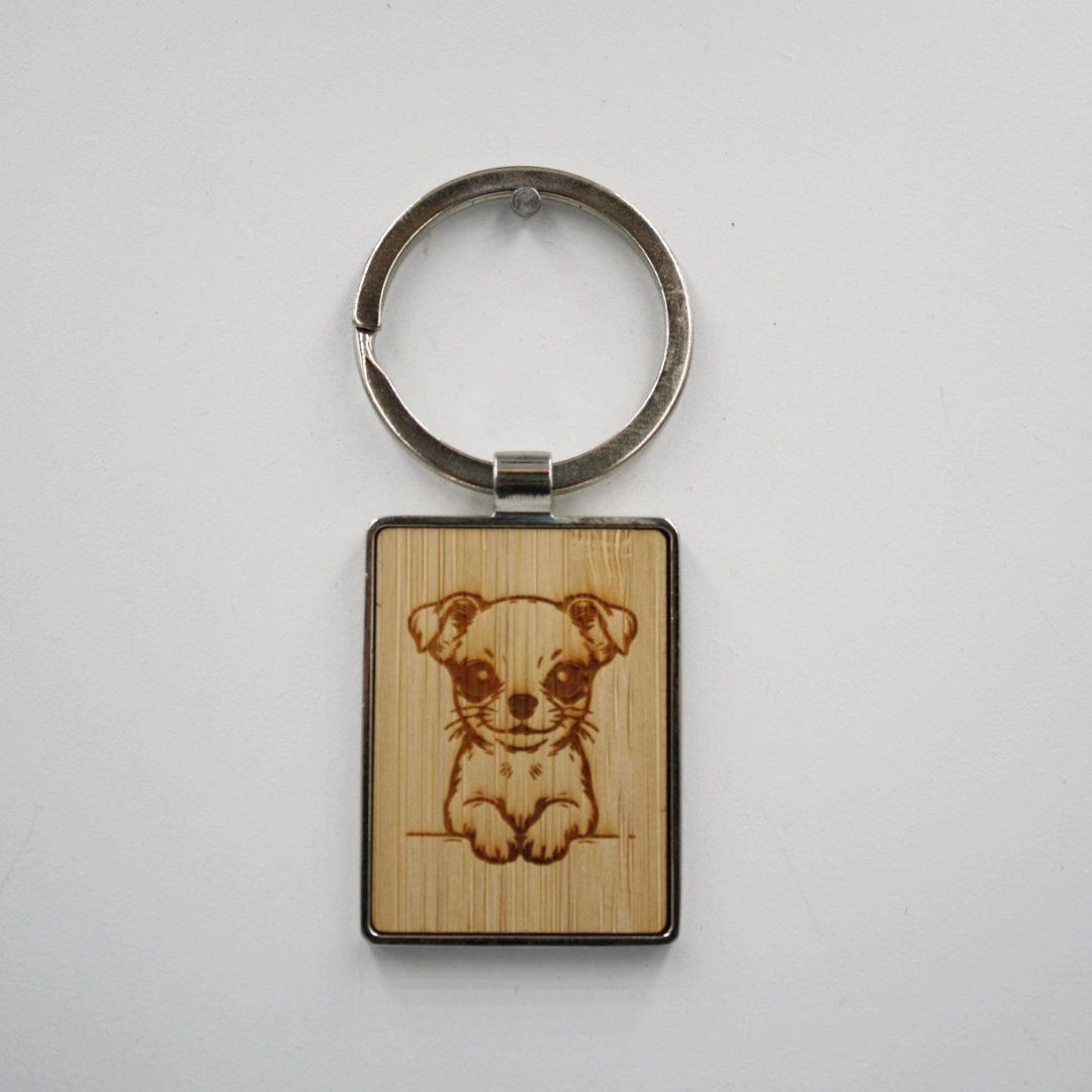 Metalen sleutelhanger, bamboe inleg - Chihuahua