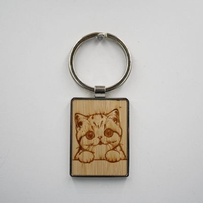 Metalen sleutelhanger, bamboe inleg - Exotische korthaar