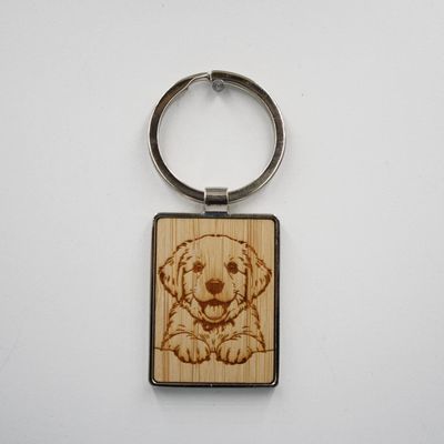 Metalen sleutelhanger, bamboe inleg - Golden retriever