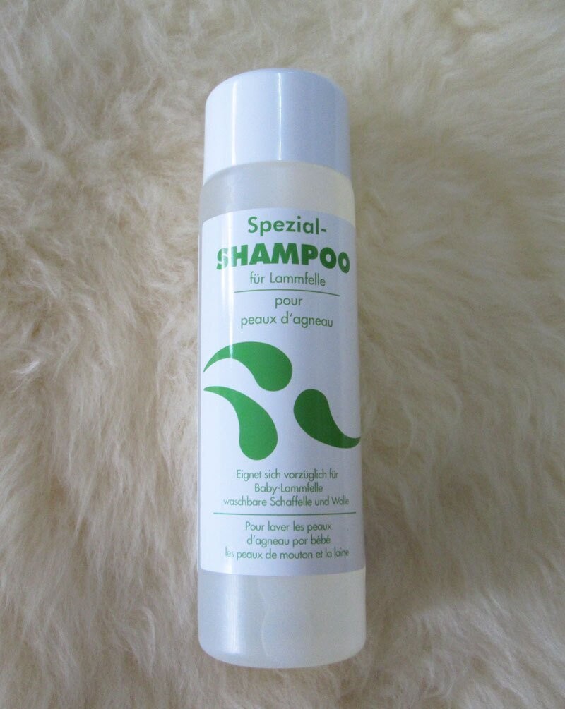 Spezial-Shampoo für waschbare Lammfelle und Schaffelle