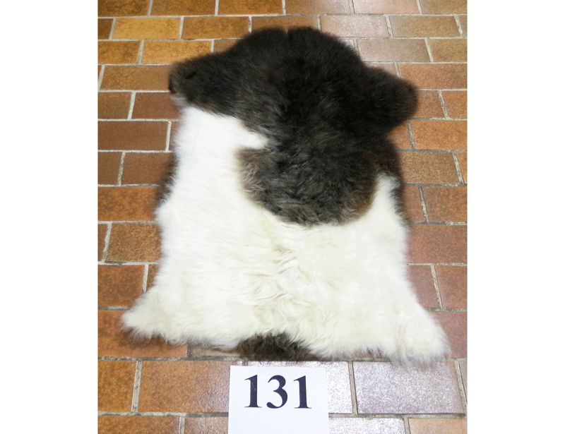 Unikat-Schaffell Nr.131, weißgegerbt