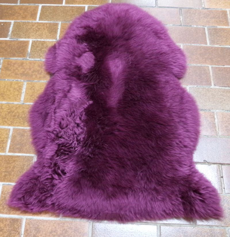 Schaffell, Waldbeere