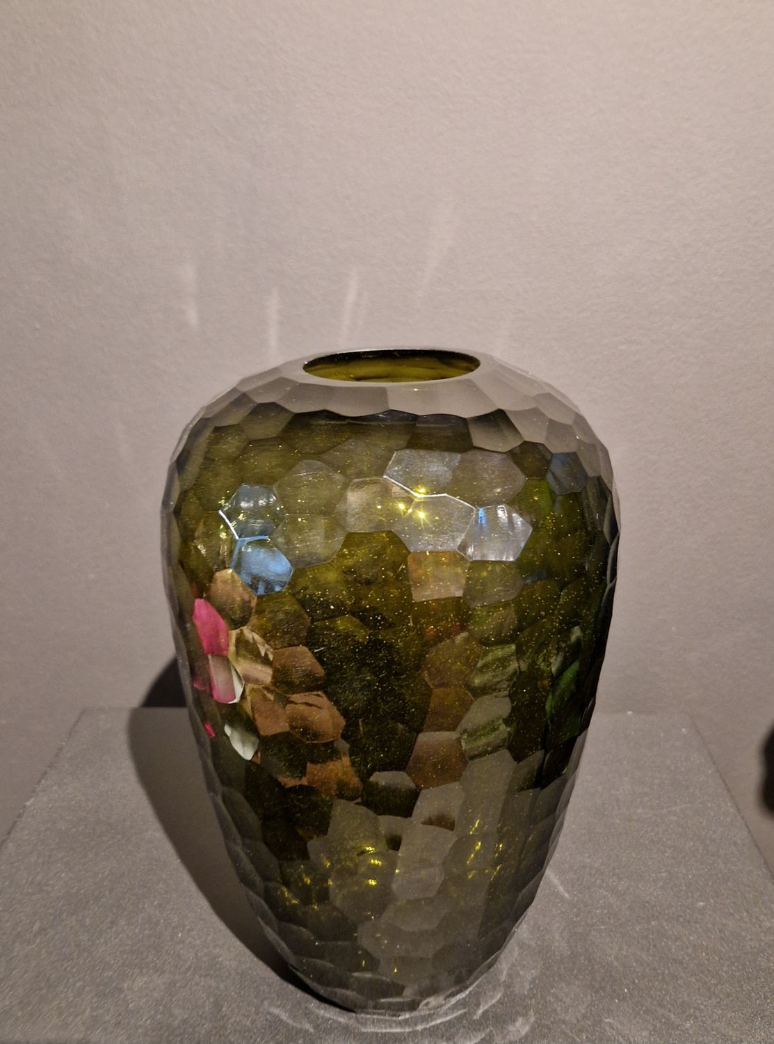 Bombyx - Vaas Agate S Olive