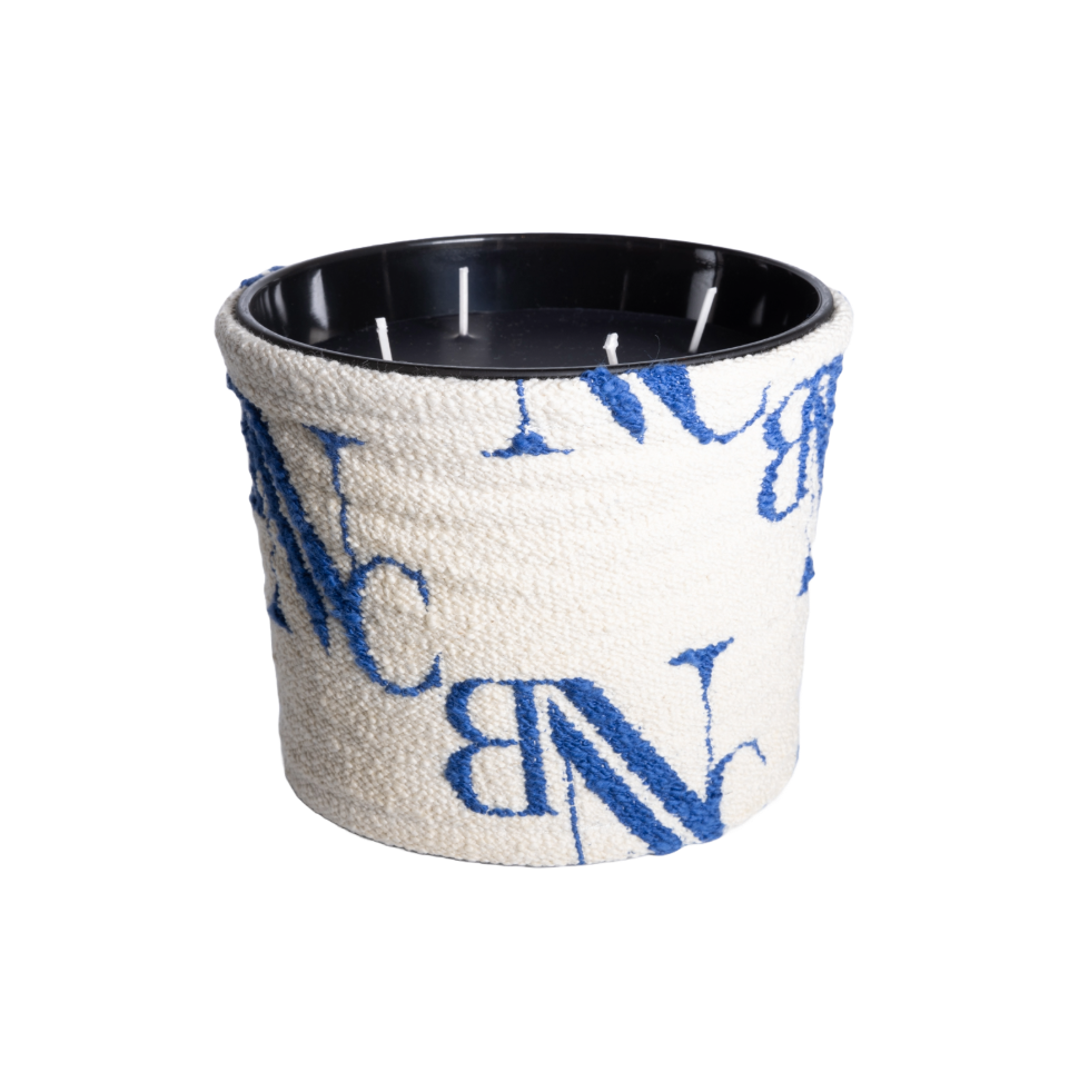 Mountain Chic Candle Large blauwe textielcover