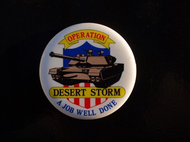 US Button - Desert storm (a job well done) (127)