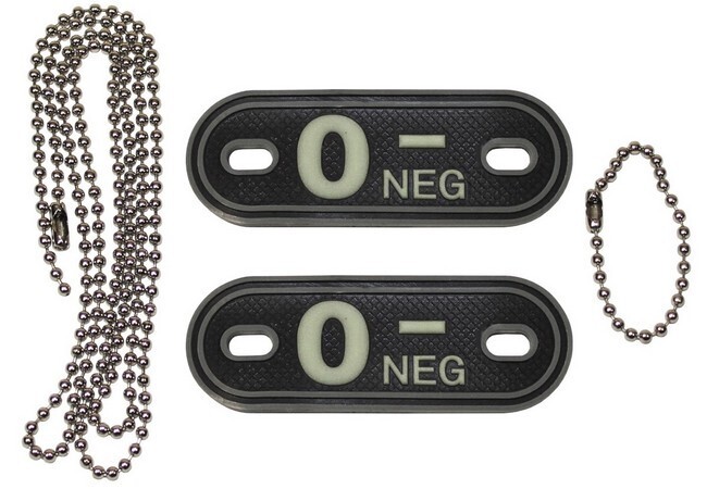 Bloedgroep met ketting, "O NEG" 3D