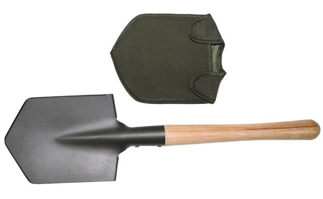 Veldschop met houten steel