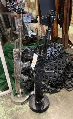 AK 47 schemerlamp