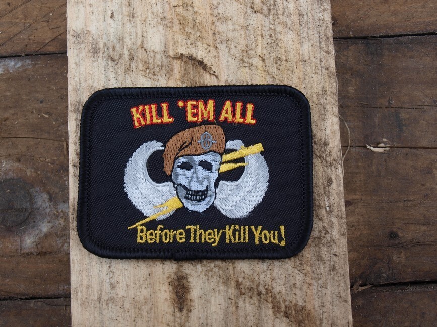 US - S - Kill 'em all (154)