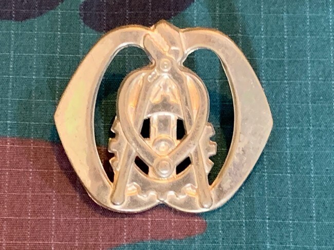Nederland - M - Baret embleem Regiment Technische Troepen (016)