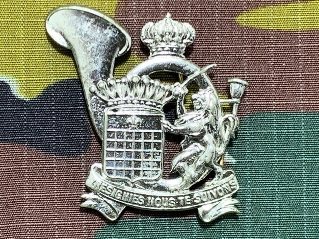 België - M - 2 regiment Jagers te voet (zilverkleurig) (21)