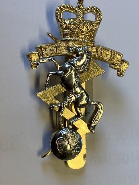 Engeland - M - The Royal electrical & mechanica engineers (type 2) (27)