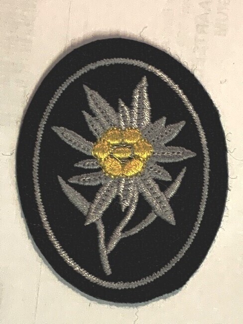Duitsland - S - German WW II Gebirgsjäger edelweiss Patch (350)