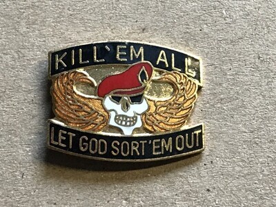 US pin - M - Kill em All (106)