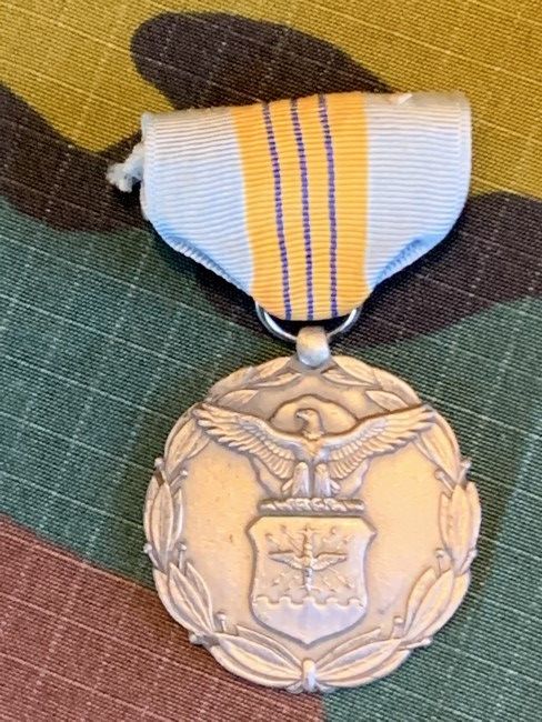 US - M - Air Force Commendation Medal (53)
