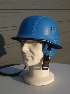 Helm  Licht blauw