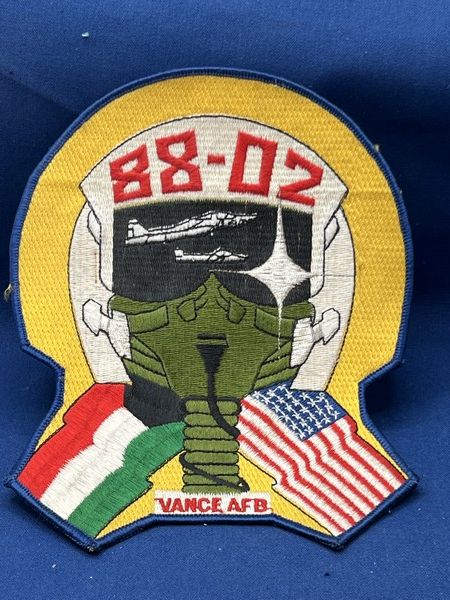 USAF - S - Vance AFB (88-02) Koeweit/US
