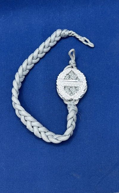DDR - S - Schützenschnur  Turmbewaffnung Panzer (zilver) (2572)
