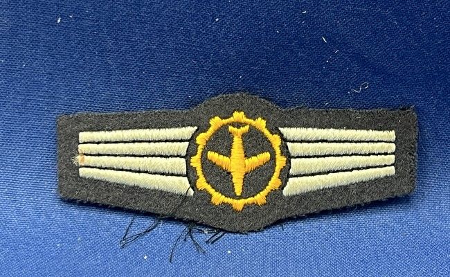 Duitsland - S - Bundeswehr Tätigkeitsabzeichen Luftwaffe Logistisches Personal (goud)  (2578)