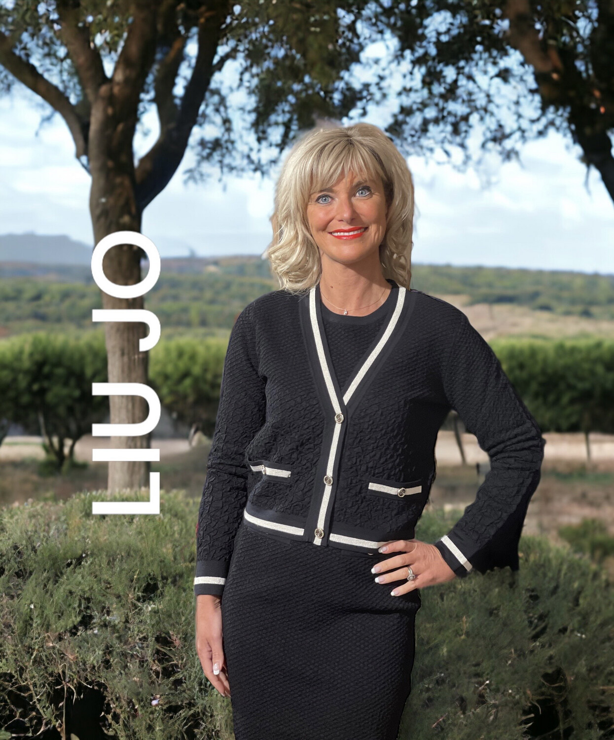 GILET VAN LIU JO
TF3103-MS011 NERO
