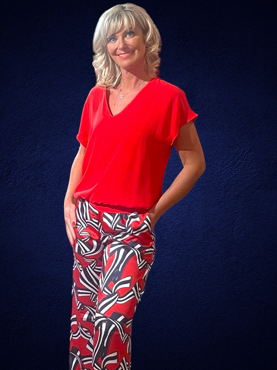 BLOES VAN ATMOS
A9678BL-D MENFI POPPY