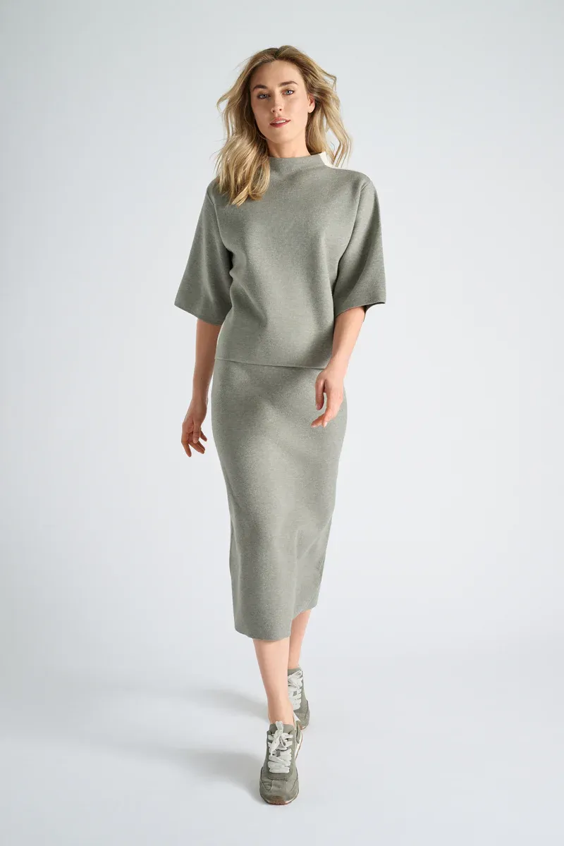 PULL VAN MARIE MERO PU82/OLI+CRE OLIJF/CREME