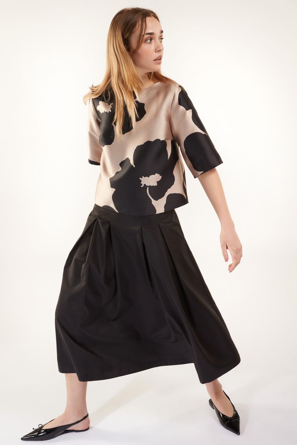 ROK VAN SENSO S9980RK/X KIRSI. BLACK