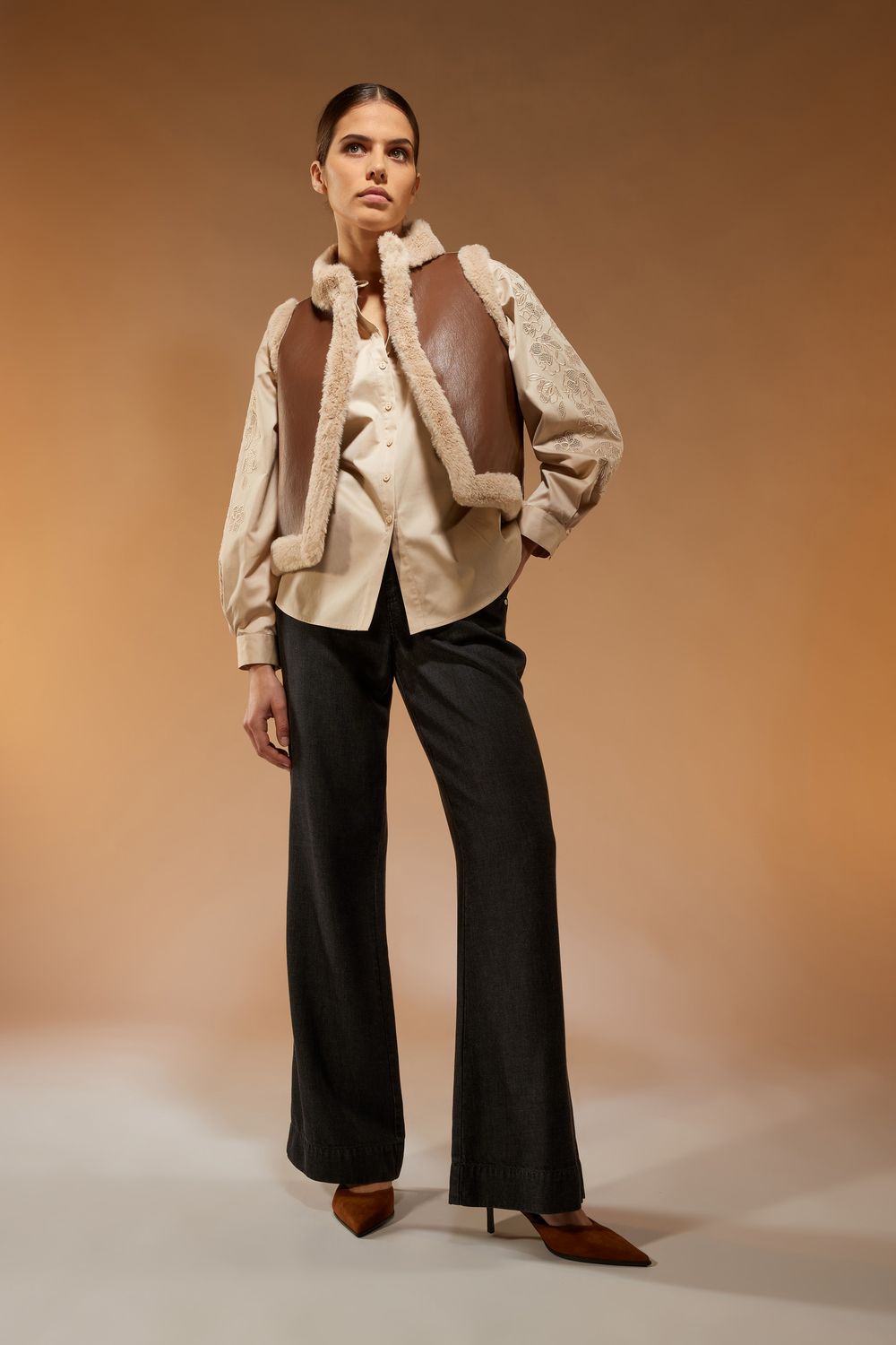 VEST VAN ATMOS A1689VT/R RAE COGNAC