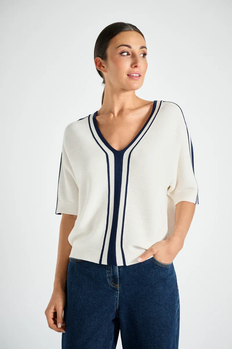 PULL VAN MARIE MERO PU51/CRE+NAV CREME/NAVY
