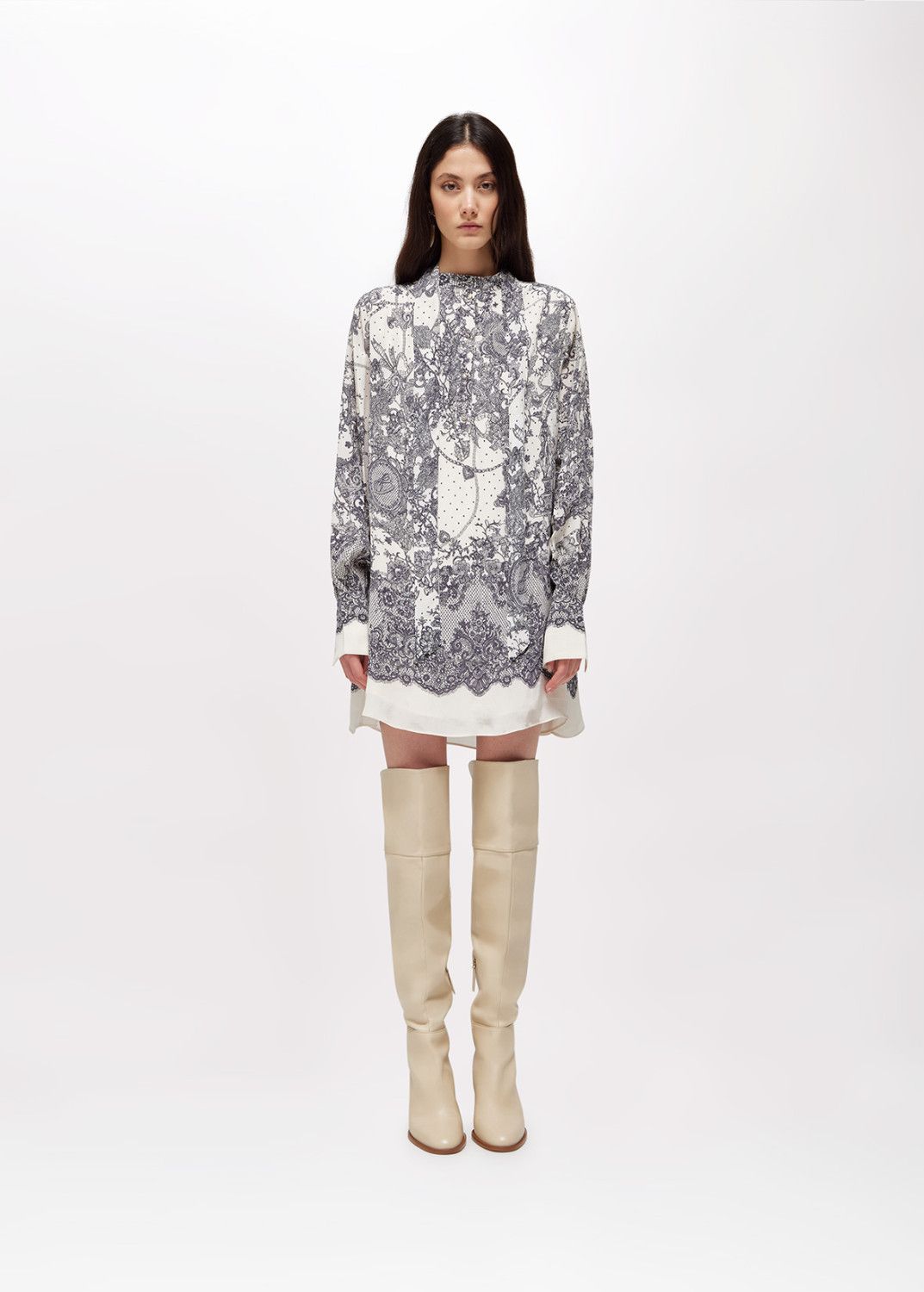 KLEED VAN BLUGIRL RA6130 T523A P9401 Laceland